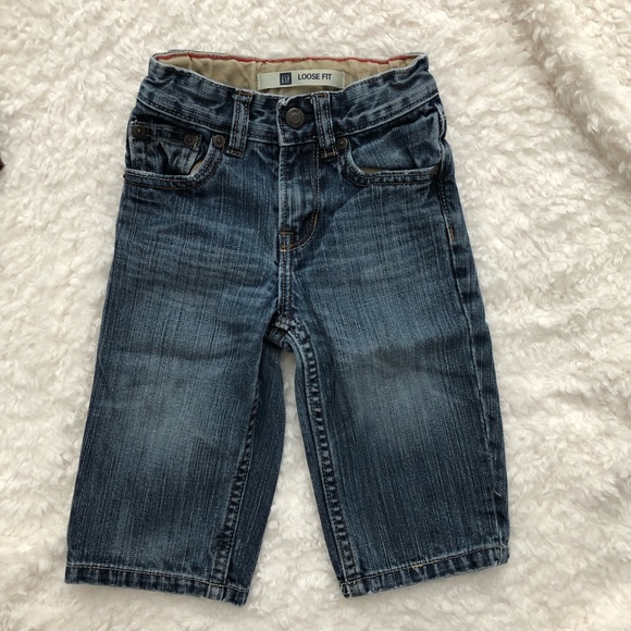 Lot of super cute baby clothes. Size 12-18 mos. - Picture 2 of 7